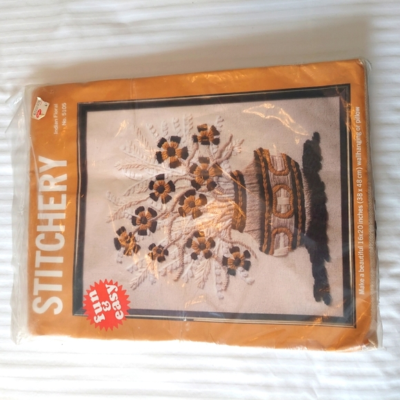 Vintage Stitchery kit New in Package - Picture 1 of 8